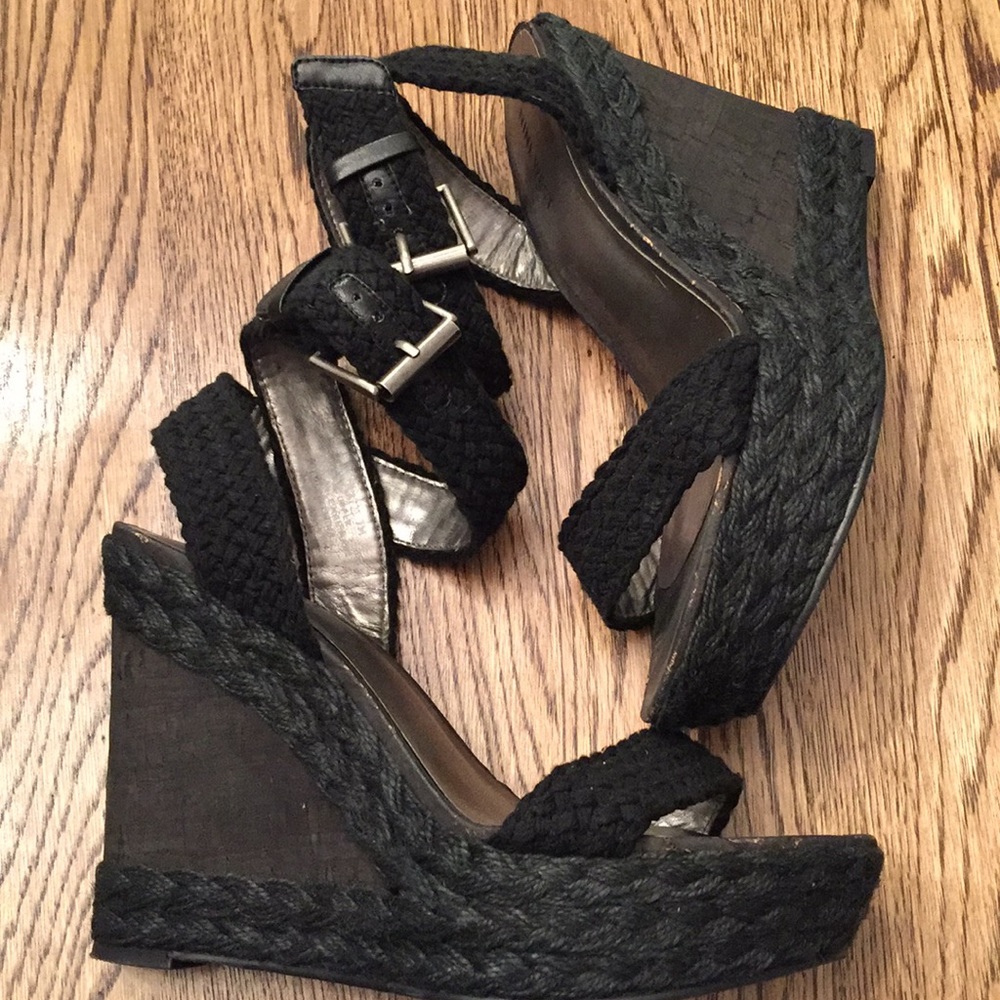 Nine West ankle strap black platform wedge sandal